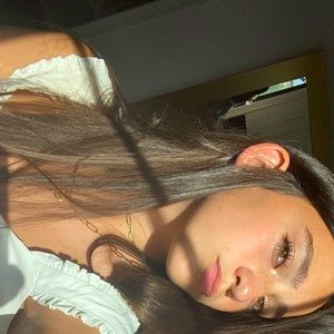 Meet your Posher, Sienna